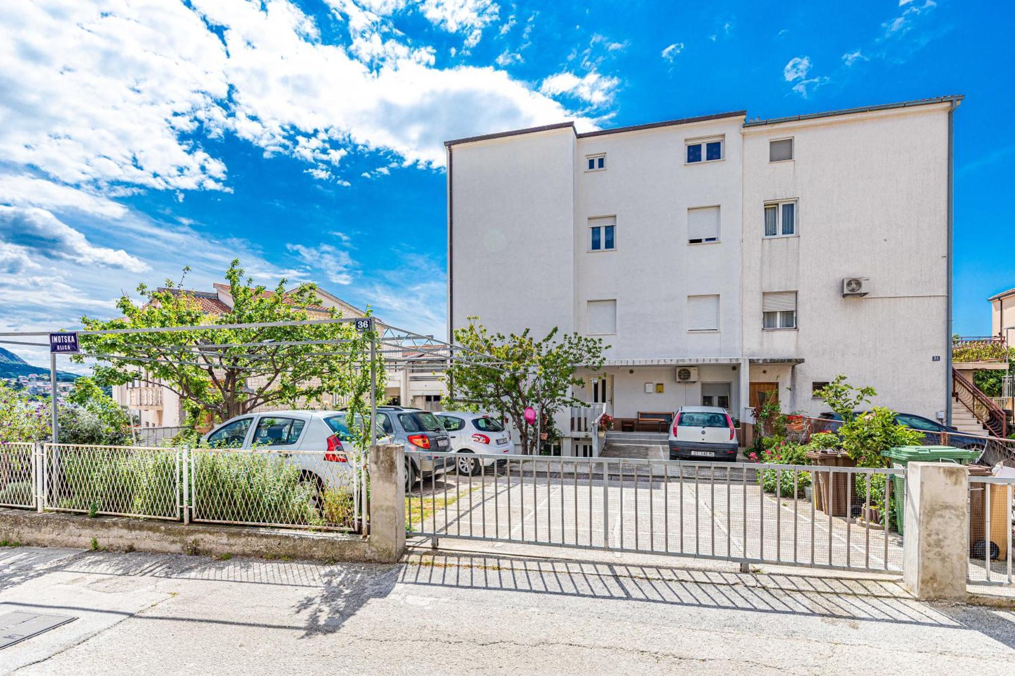 Apartments Iskra Stobreč Exterior foto